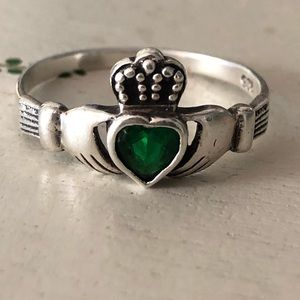 Beautiful Irish claddugh ring